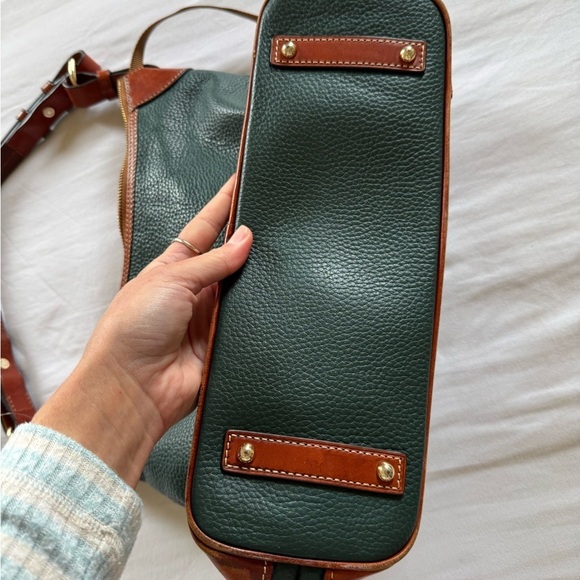 Dooney & Bourke Green Pebble Grain Hobo bag / purse